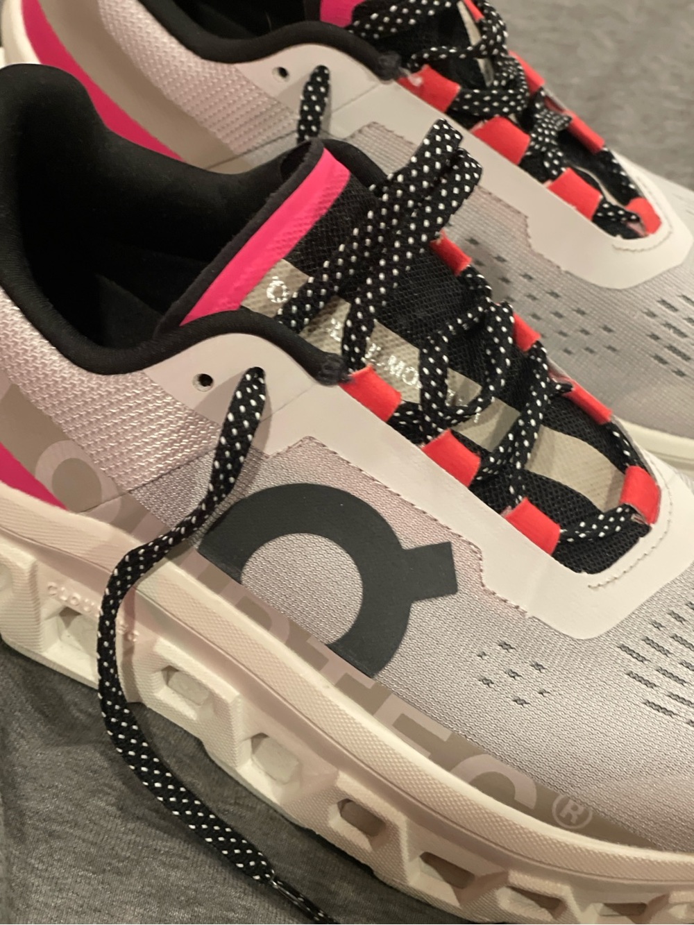 New On Cloudmonster Silver/Ivory Women’s Sneakers